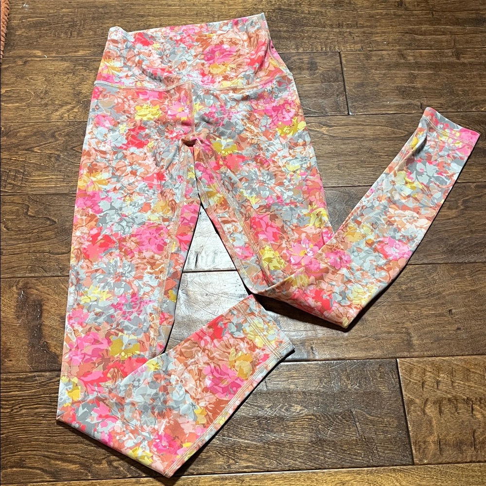 Lululemon Align, Influorescence Multi, size 4